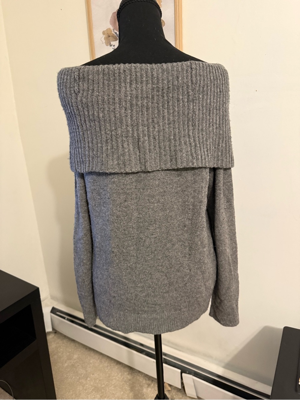 Ann Taylor Gray Off-the-Shoulder Foldover Ribbed Sweater
